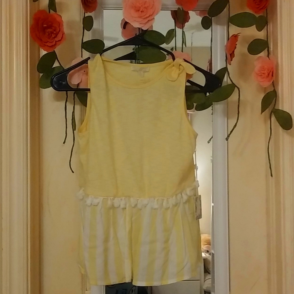 Cute yellow tank blouse